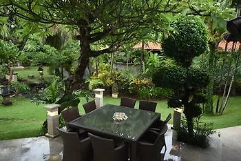 Cove Urbanest Inn Seminyak  4*, Seminyak (Bali) Indonesia