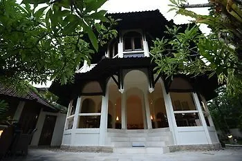 Cove Urbanest Inn Seminyak